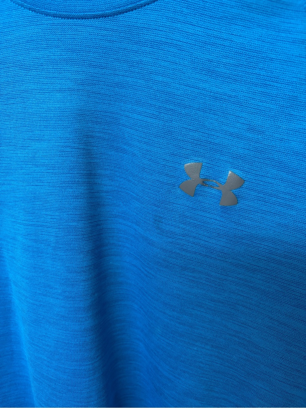 2/$20❤️- SHIRT | Men’s Under Armour shirt size large (fits like a M/L) - Picture 4 of 5